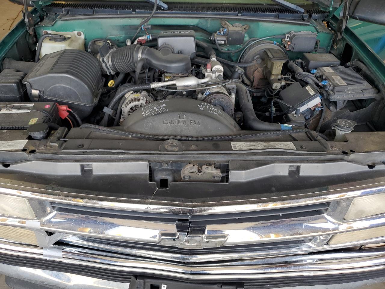 1999 Chevrolet Suburban K1500 VIN: 1GNFK16R1XJ386729 Lot: 80654155