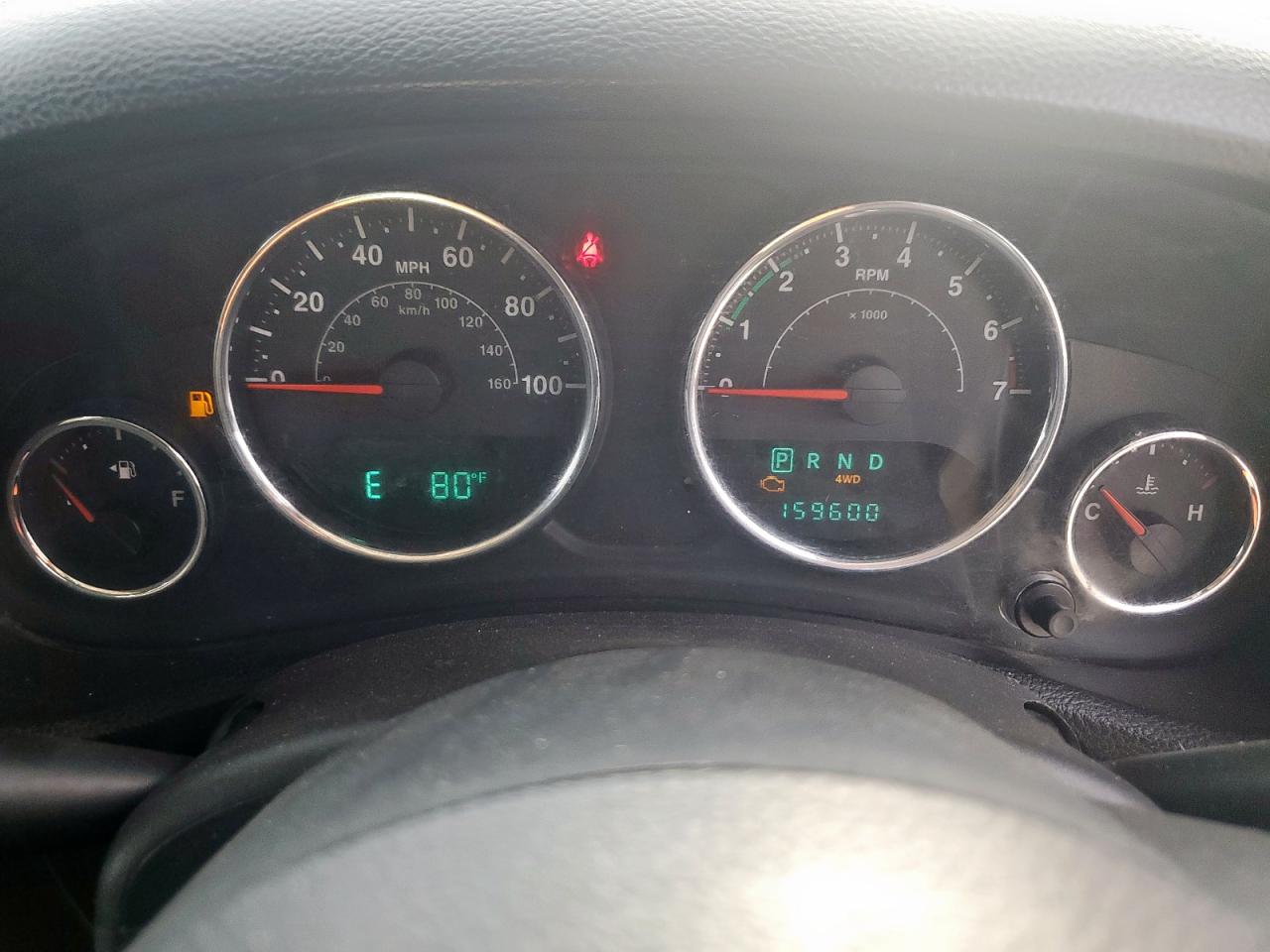 2013 Jeep Wrangler Unlimited Sport VIN: 1C4BJWKG4DL635097 Lot: 84819605