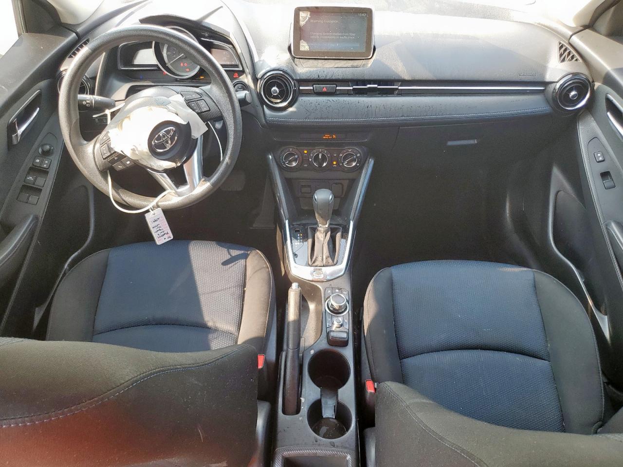 2017 Toyota Yaris Ia VIN: 3MYDLBYV2HY164891 Lot: 81601575