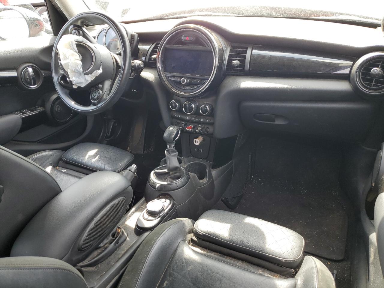 2015 Mini Cooper VIN: WMWXS5C58FT831456 Lot: 81552745