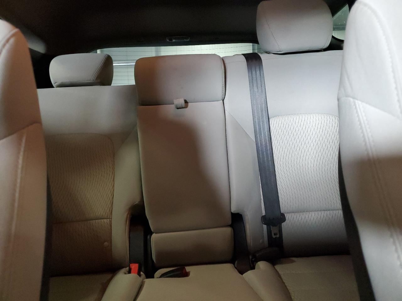 2018 Hyundai Santa Fe Sport VIN: 5XYZT3LB8JG556064 Lot: 81517185