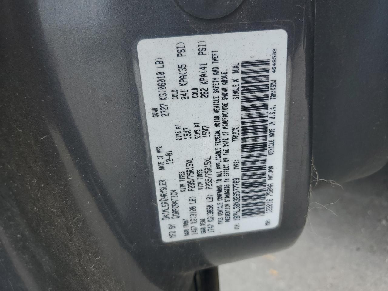 2002 Dodge Dakota Quad Sport VIN: 1B7HL38X32S577769 Lot: 71911435