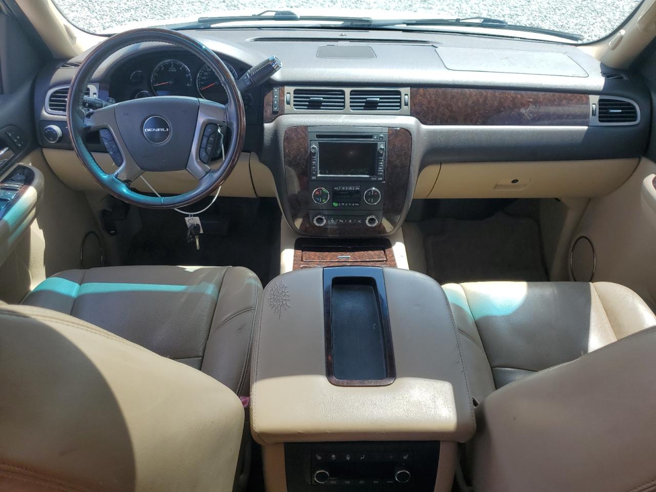 2009 GMC Yukon Denali VIN: 1GKFK03299R258354 Lot: 70780905