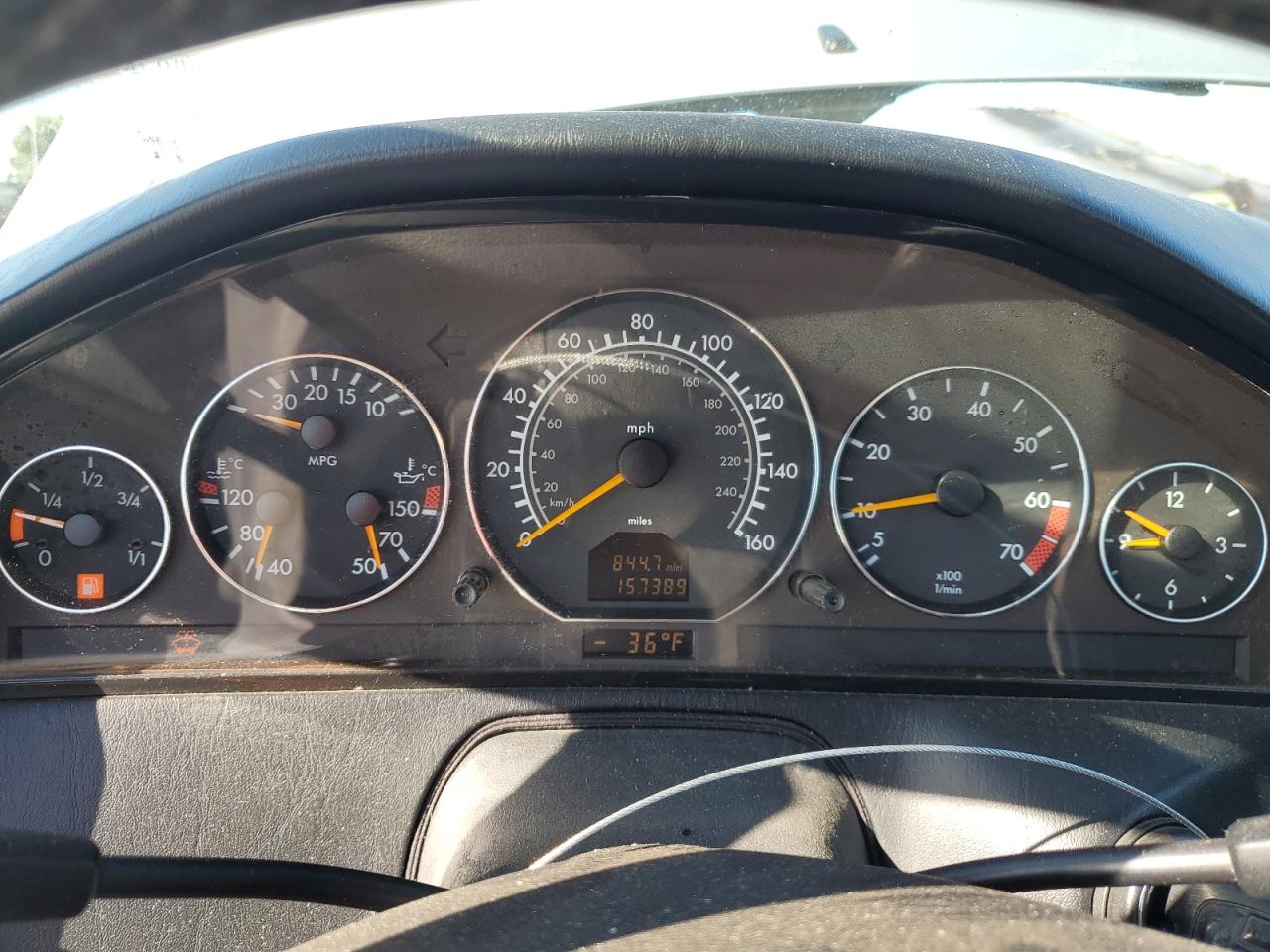 2001 Mercedes-Benz Sl 500 VIN: WDBFA68F81F197192 Lot: 83868795