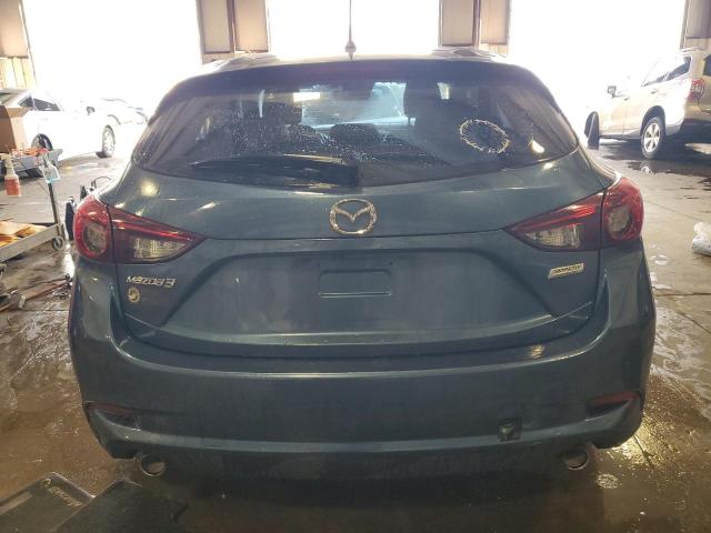  MAZDA 3 2018 Синий