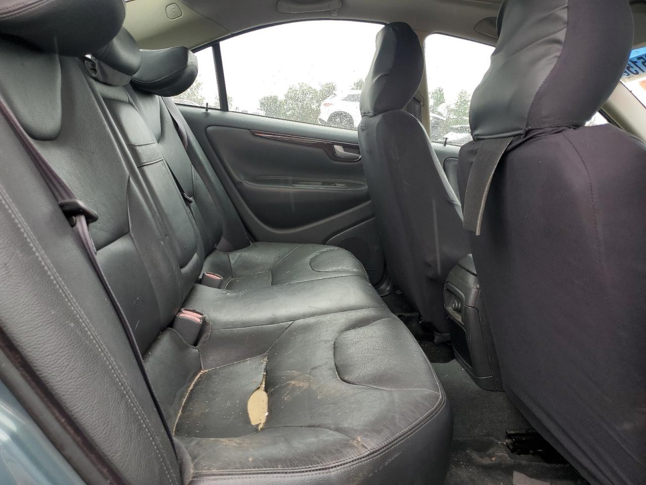 2004 Volvo S60 VIN: YV1RS61TX42331380 Lot: 81440515