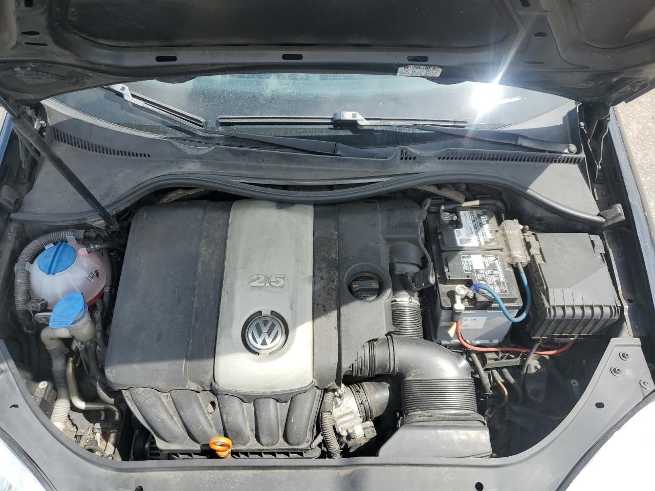 2008 Volkswagen Jetta Se VIN: 3VWRM71K28M175487 Lot: 83800825