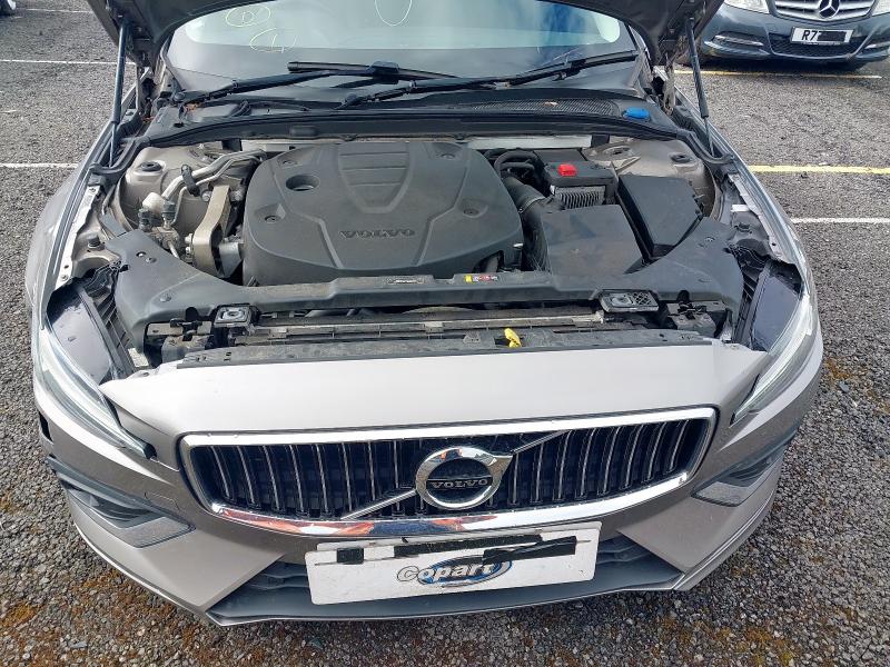 2019 VOLVO V60 INSCRIPTION D3 