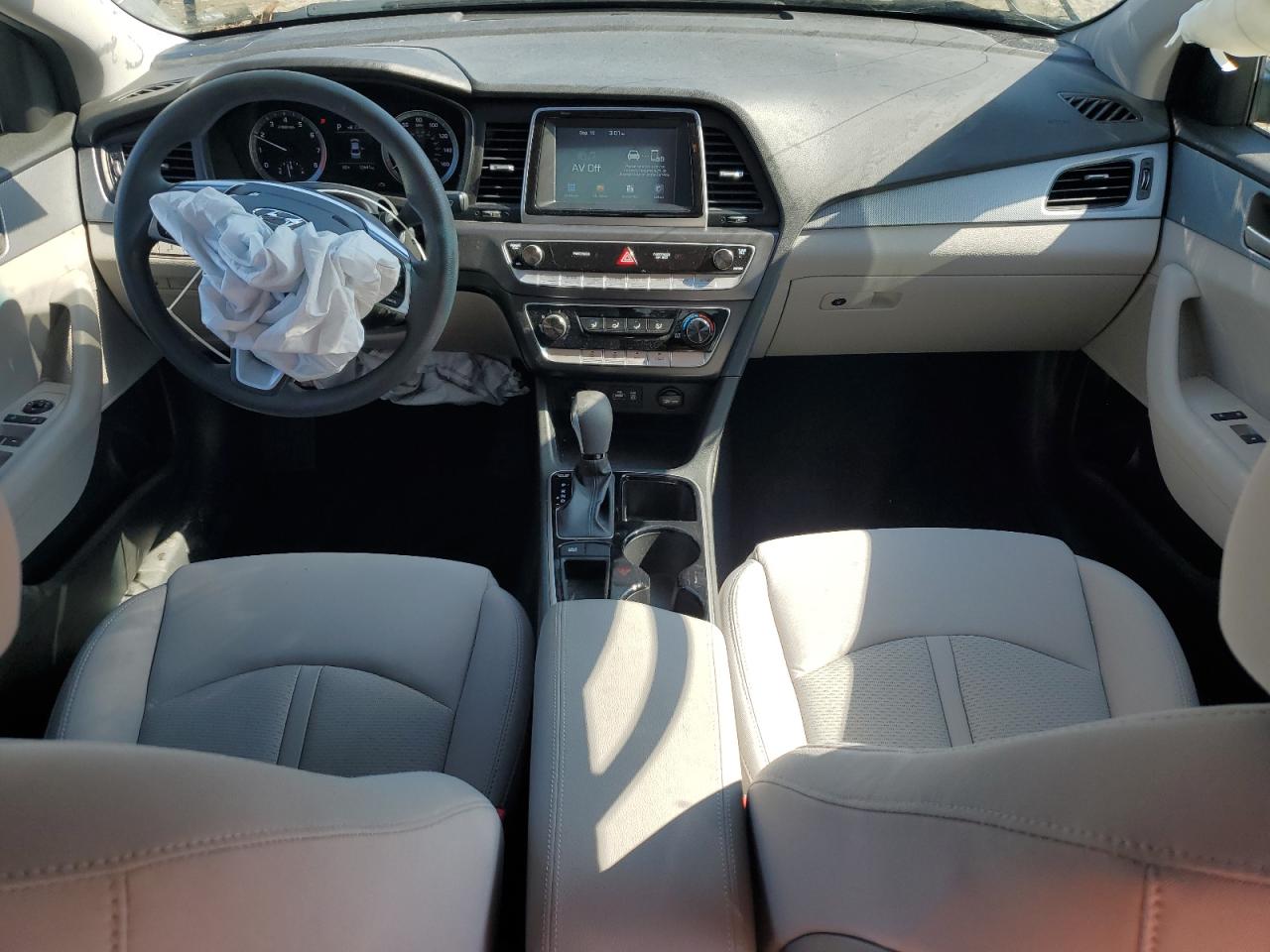 2018 Hyundai Sonata Se VIN: 5NPE24AFXJH715219 Lot: 81018155