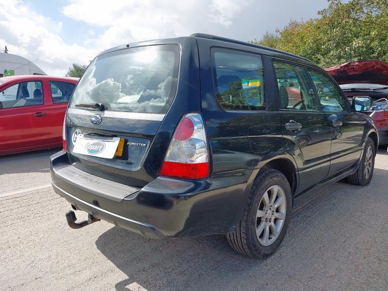 2006 SUBARU FORESTER XE 