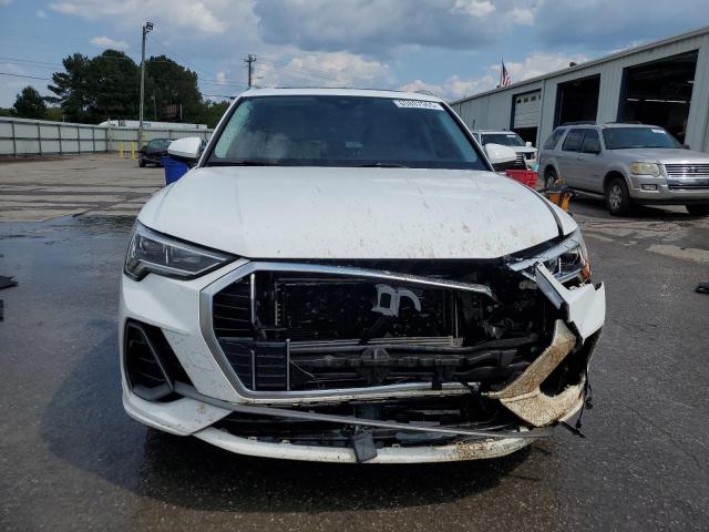  AUDI Q3 2022 Biały