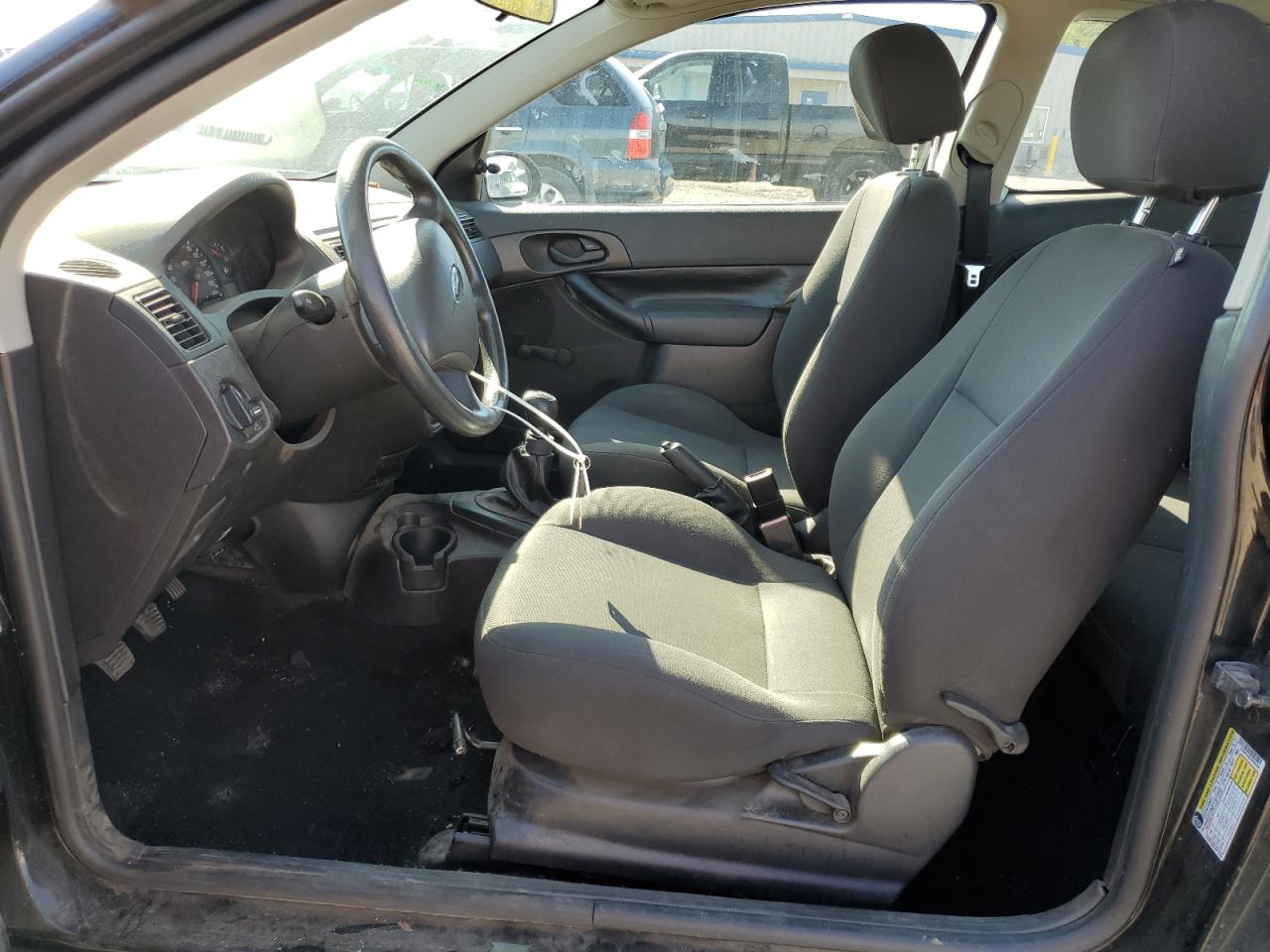 2007 Ford Focus Zx3 VIN: 1FAHP31N87W204391 Lot: 81766505