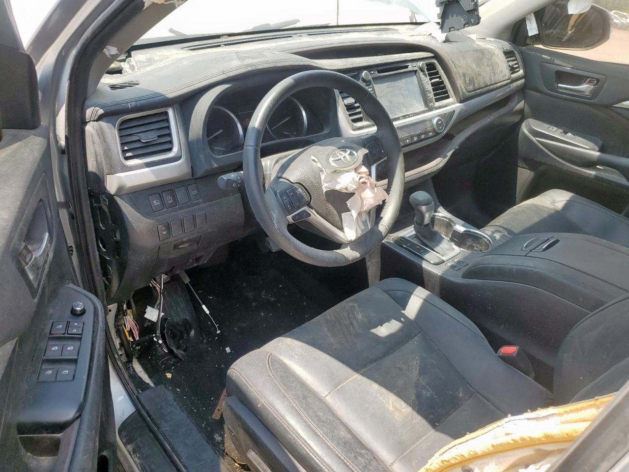 2019 Toyota Highlander Se VIN: 5TDKZRFH2KS569500 Lot: 72005955