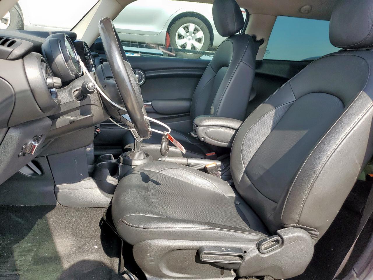 2020 Mini Cooper VIN: WMWXR3C08L2L98629 Lot: 84446075