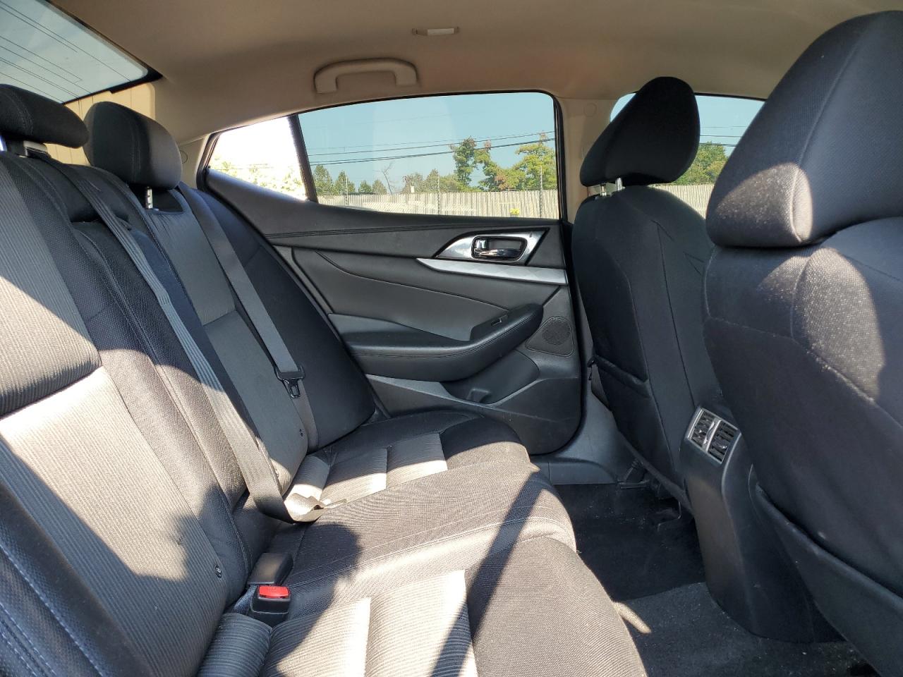 2017 Nissan Maxima 3.5S VIN: 1N4AA6AP2HC398313 Lot: 81006505