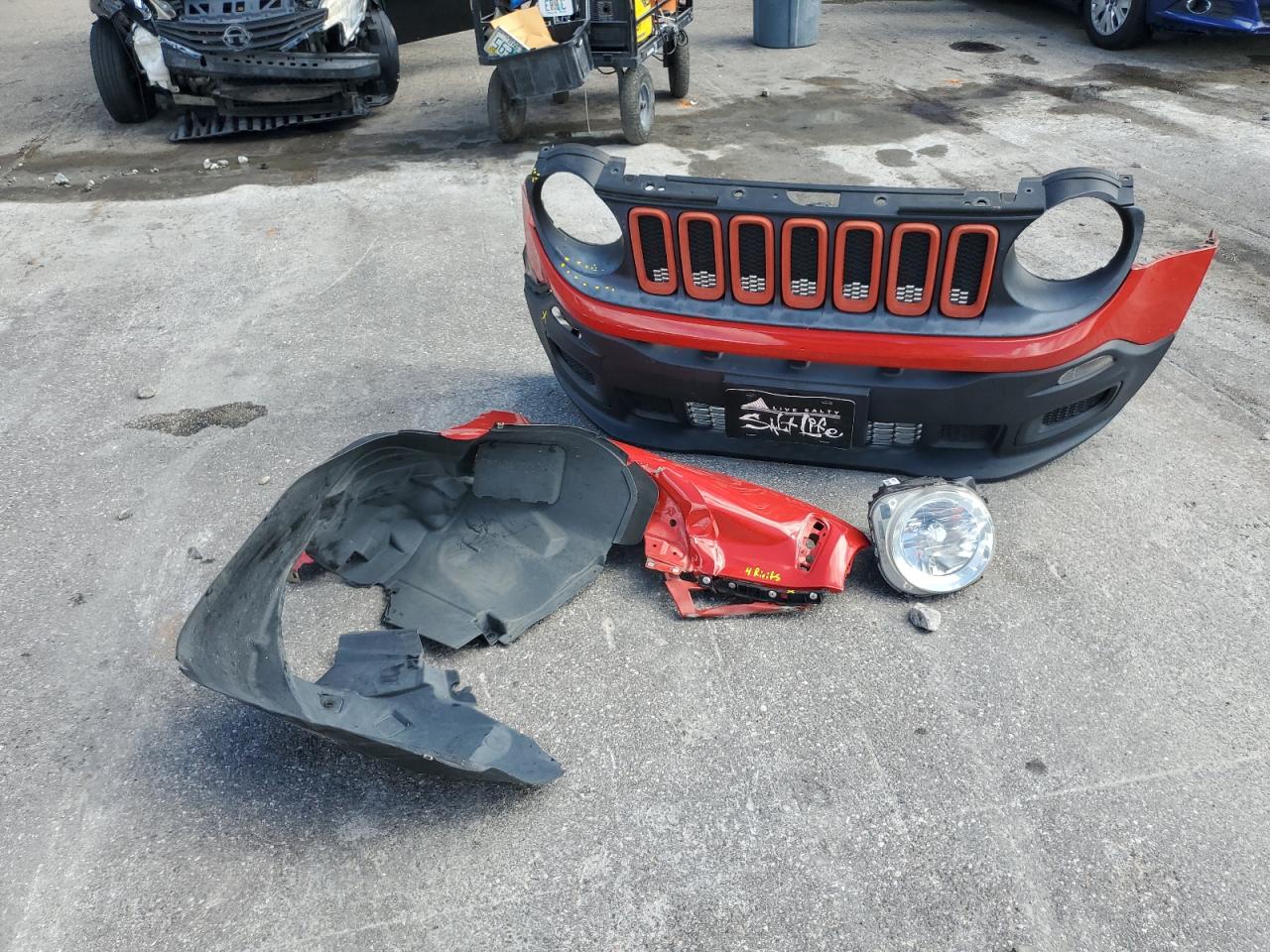 2015 Jeep Renegade Sport VIN: ZACCJAAT9FPC13962 Lot: 84433495