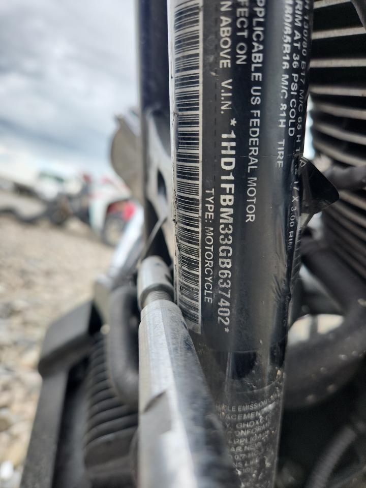 2016 Harley-Davidson Flhr Road King VIN: 1HD1FBM33GB637402 Lot: 81861455