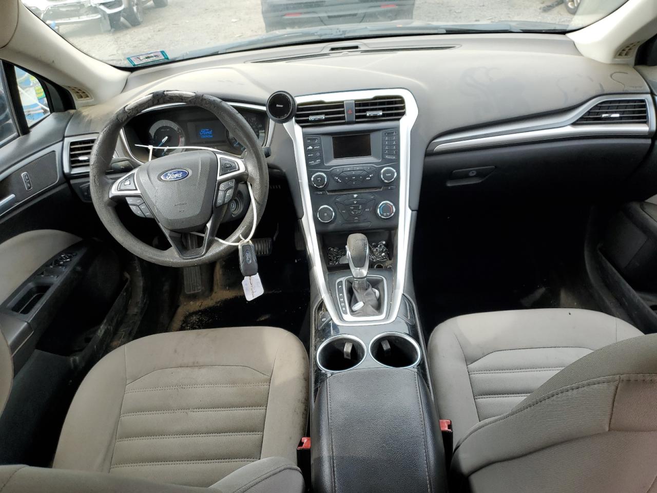 2013 Ford Fusion S VIN: 3FA6P0G78DR211161 Lot: 84537995