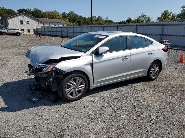  HYUNDAI ELANTRA 2019 Серебристый