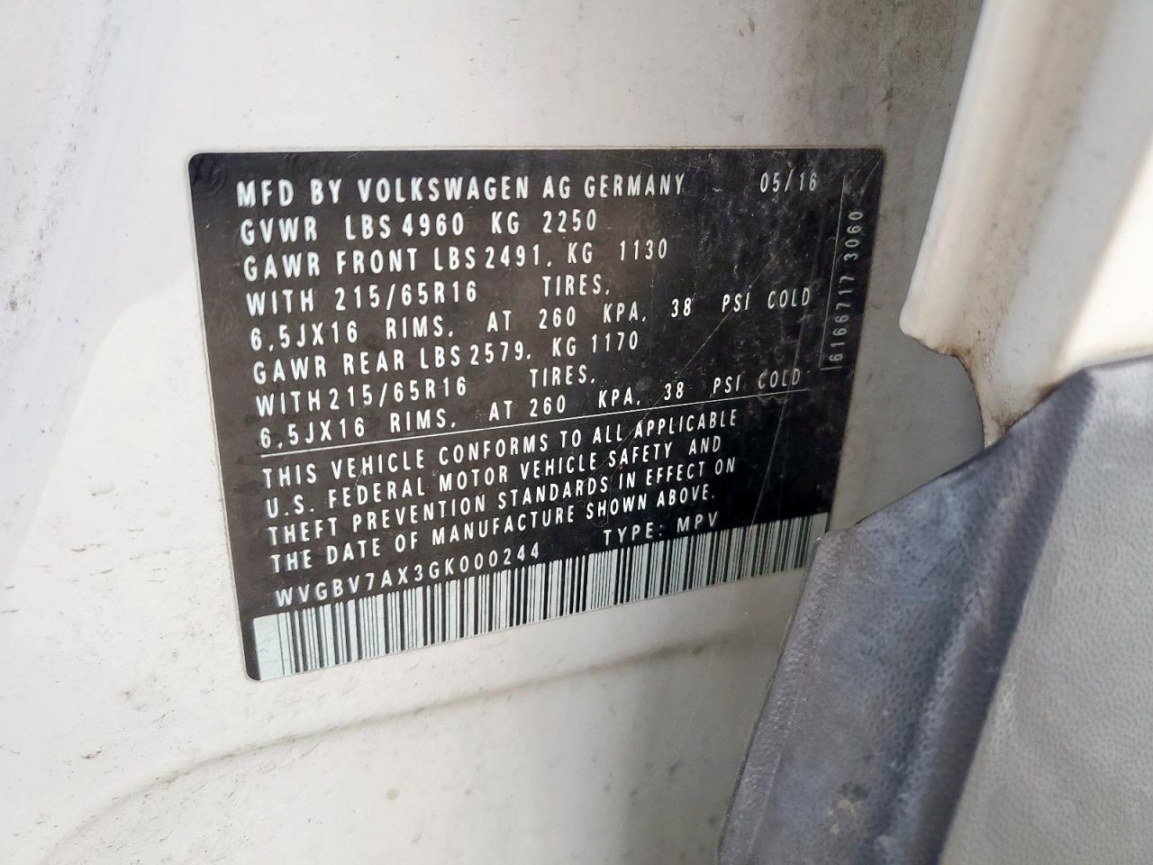 2016 Volkswagen Tiguan S VIN: WVGBV7AX3GK000244 Lot: 82032775