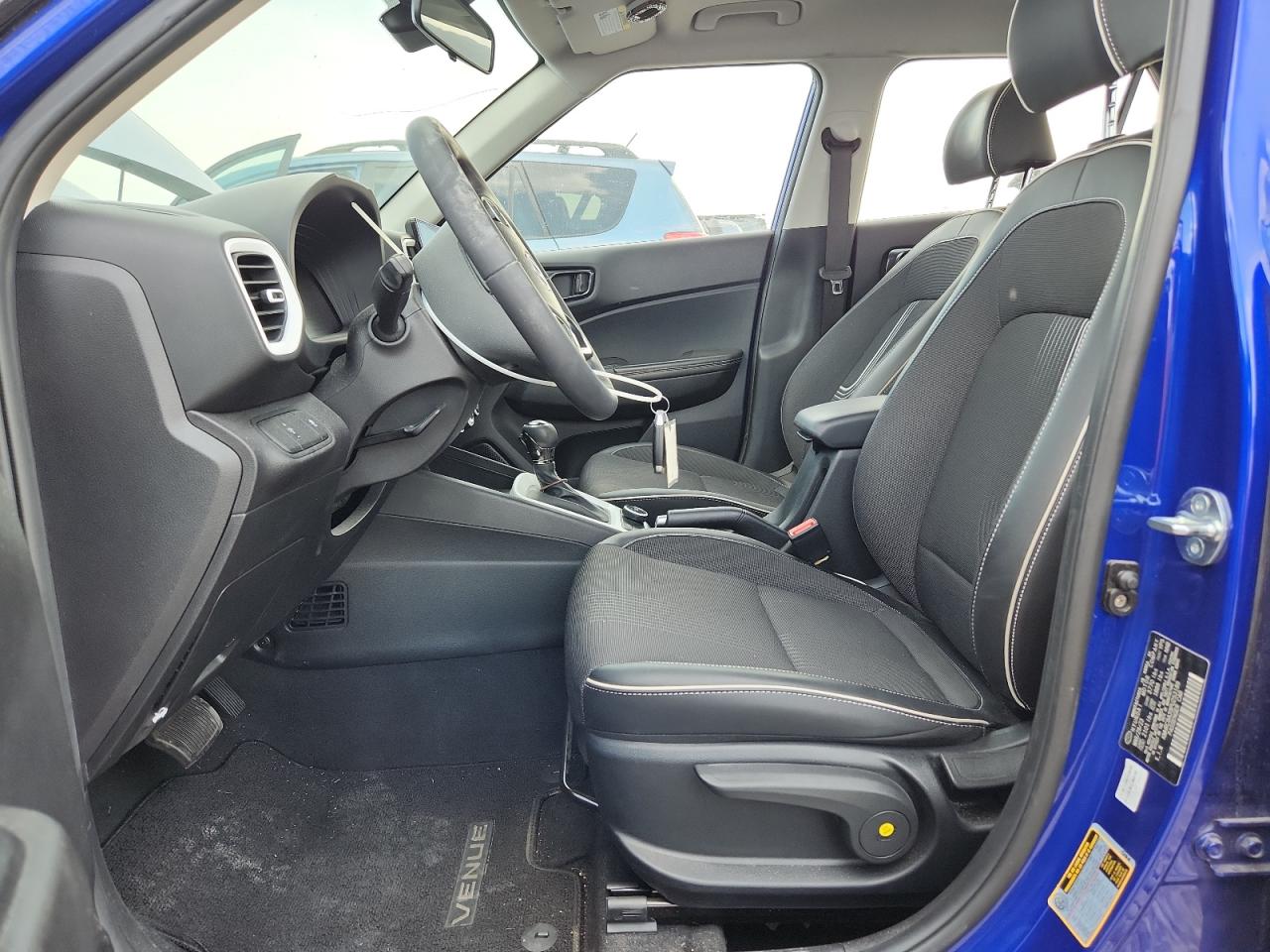 2023 Hyundai Venue Sel VIN: KMHRC8A39PU253189 Lot: 72064005