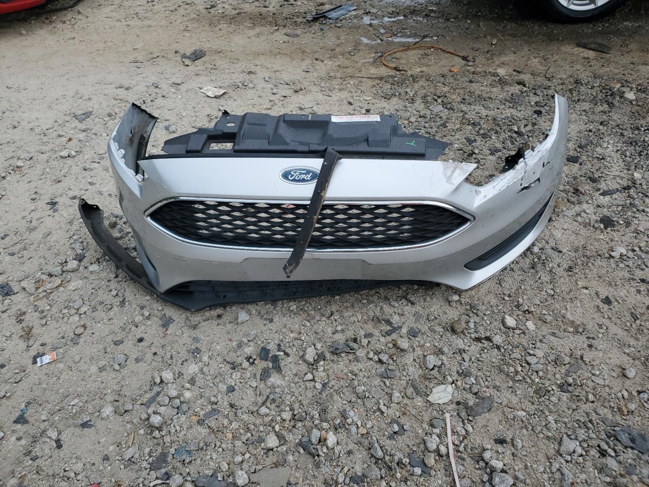 2015 Ford Focus Se VIN: 1FADP3K28FL291602 Lot: 82074435