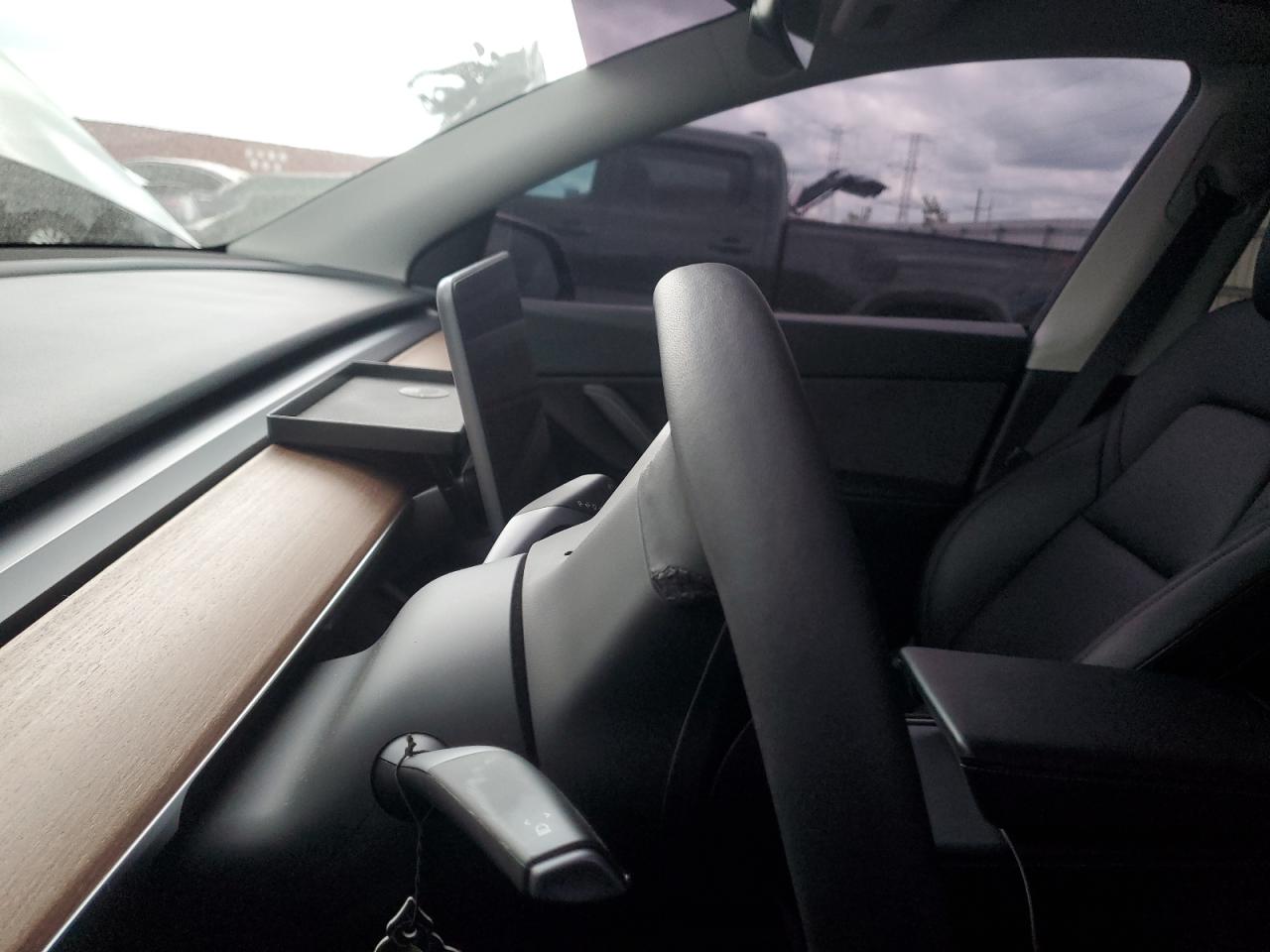 2022 Tesla Model Y VIN: 7SAYGDEF2NF461974 Lot: 71360655