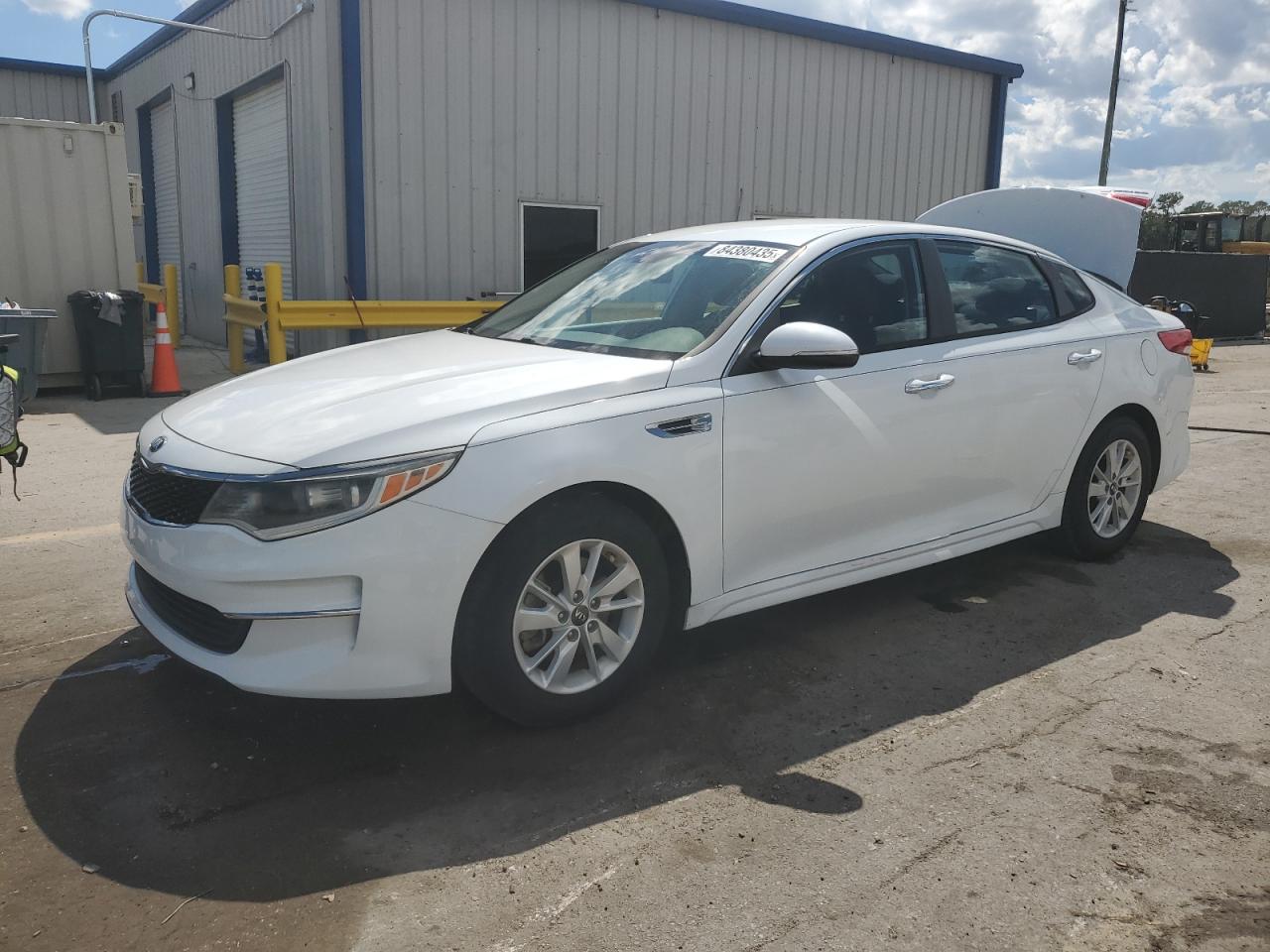 2017 Kia Optima Lx VIN: 5XXGT4L35HG156855 Lot: 84380435