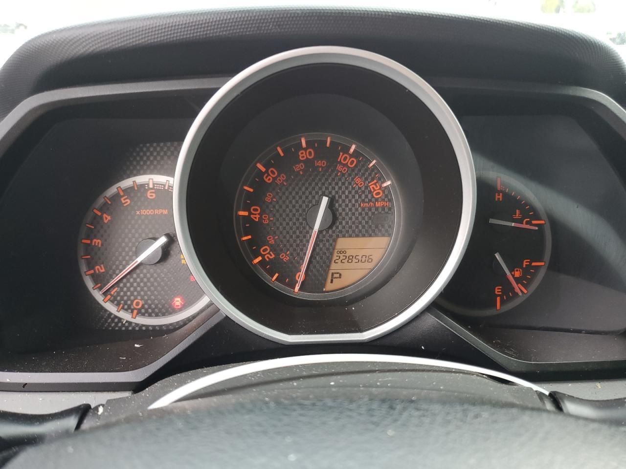 2011 Toyota 4Runner Sr5 VIN: JTEBU5JR9B5042563 Lot: 70140795