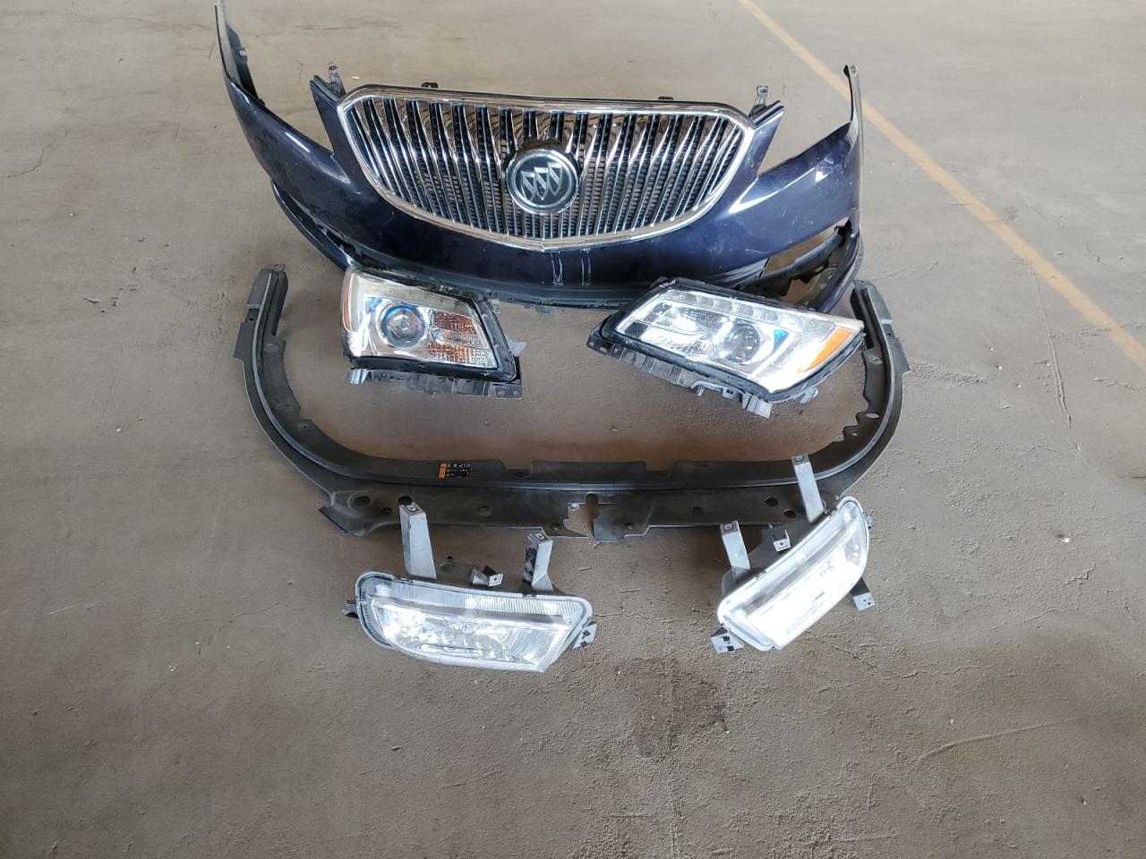 2016 Buick Lacrosse Premium VIN: 1G4GF5G38GF222556 Lot: 81507795