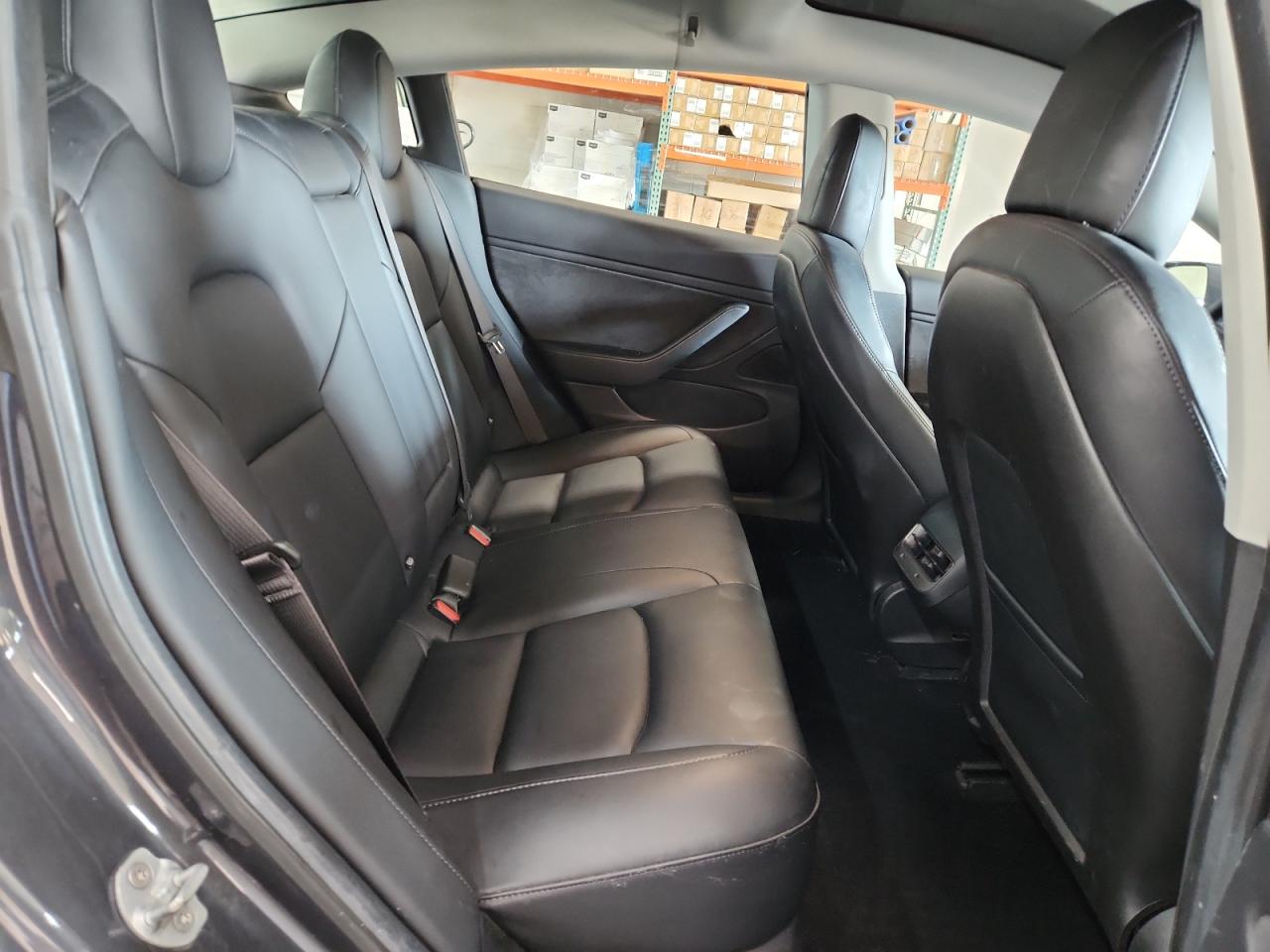 2018 Tesla Model 3 VIN: 5YJ3E1EA0JF057923 Lot: 70543775