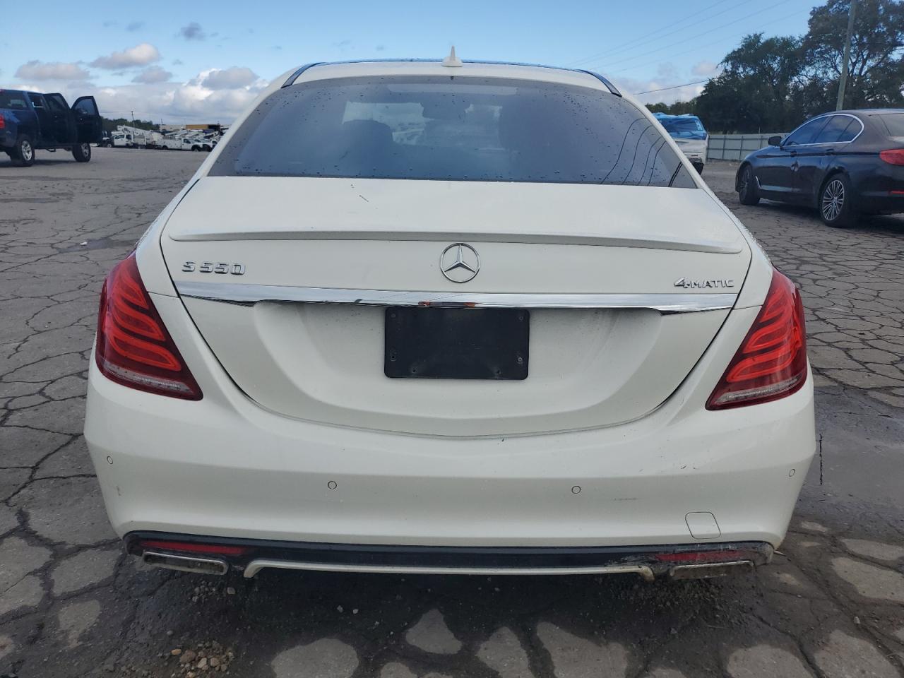 2016 Mercedes-Benz S 550 4Matic VIN: WDDUG8FBXGA217957 Lot: 83865765
