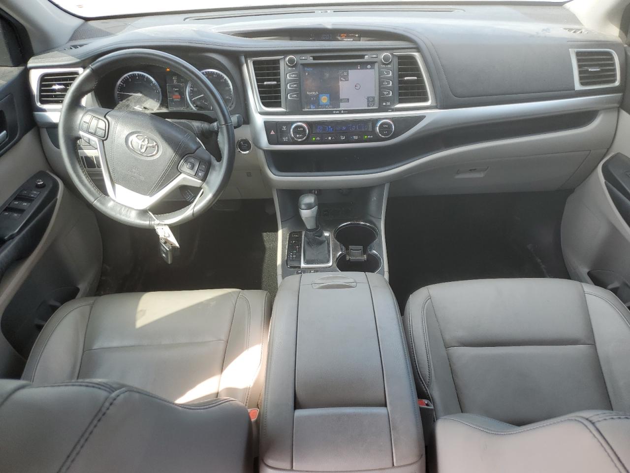 2015 Toyota Highlander Xle VIN: 5TDKKRFH5FS090739 Lot: 71524355