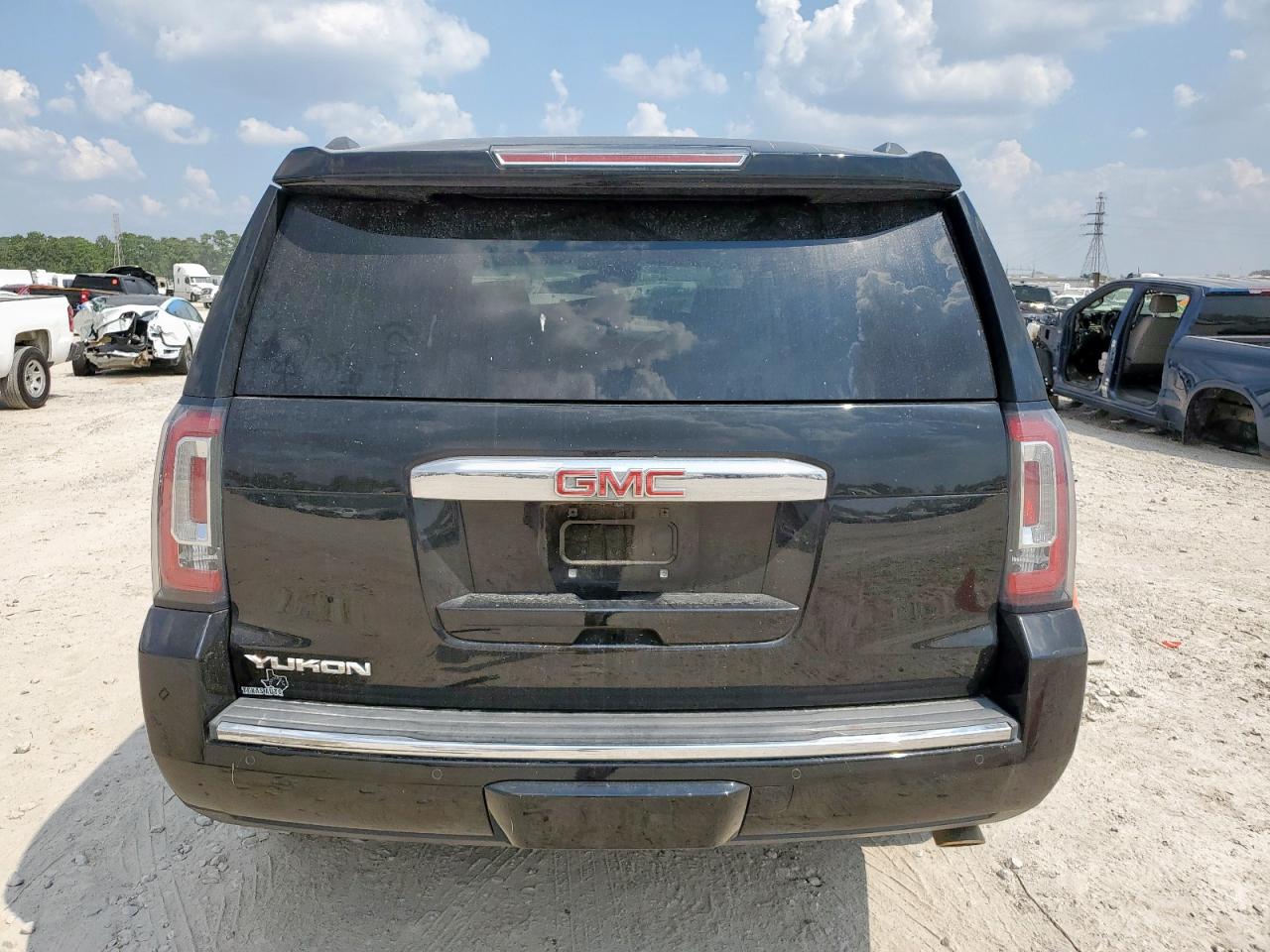 2016 GMC Yukon Denali VIN: 1GKS1CKJ1GR294063 Lot: 81114775