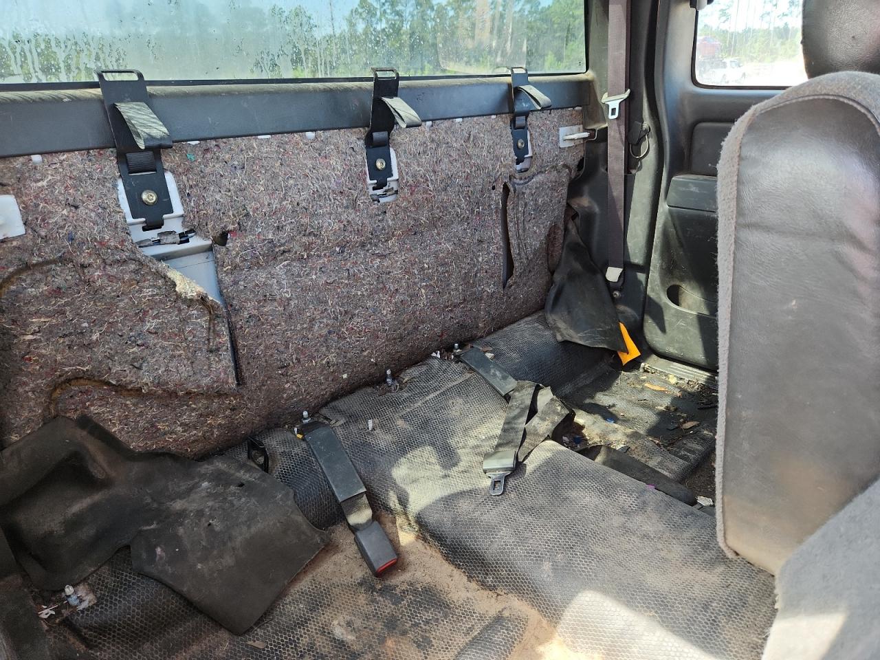 2005 Chevrolet Silverado C1500 VIN: 1GCEC19Z35E261475 Lot: 80081485