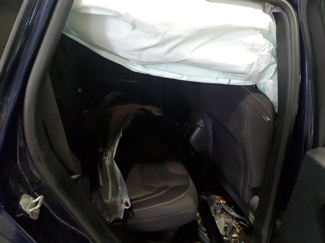 2015 Jeep Cherokee Latitude VIN: 1C4PJMCB7FW562886 Lot: 81183125