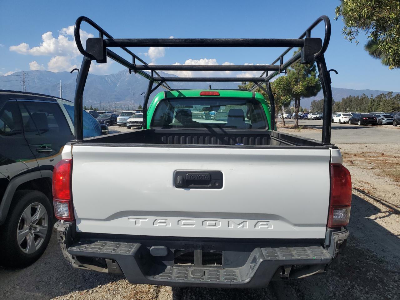 2018 Toyota Tacoma Access Cab VIN: 5TFRX5GN8JX104861 Lot: 70622115