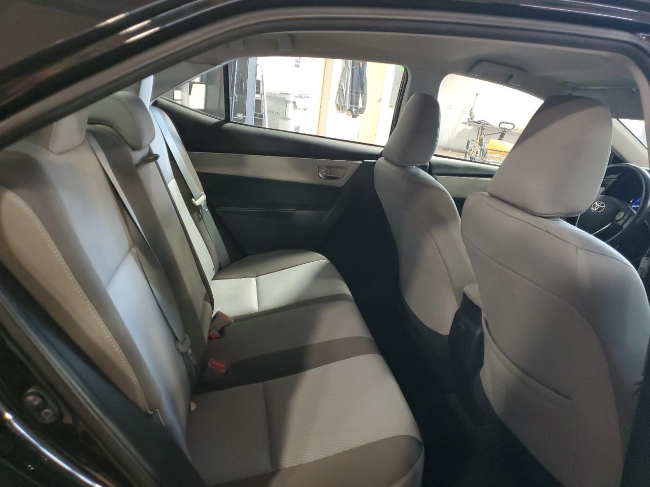 2017 Toyota Corolla L VIN: 2T1BURHE2HC760739 Lot: 84379385