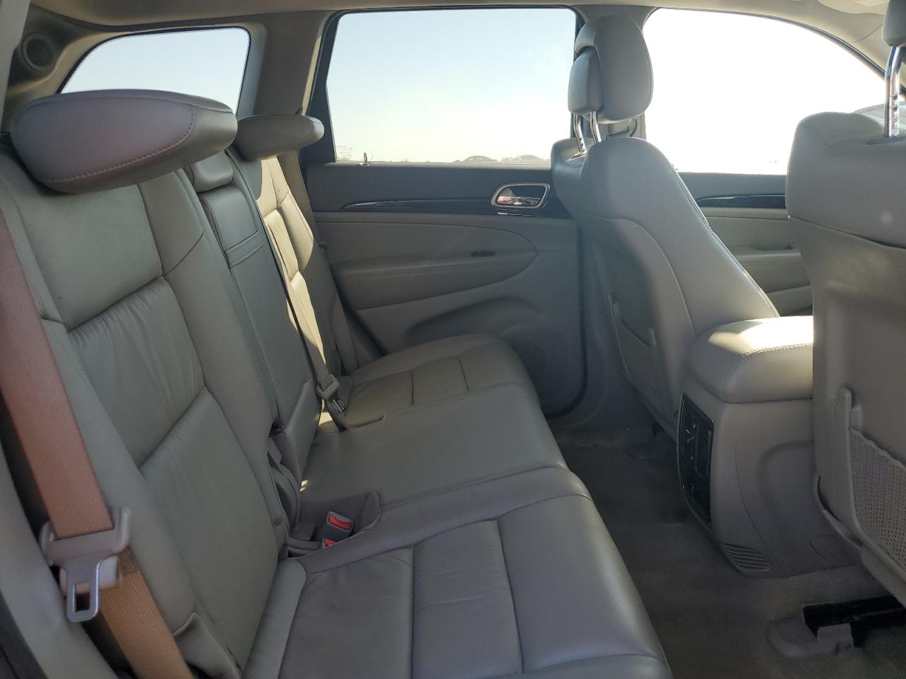 2013 Jeep Grand Cherokee Laredo VIN: 1C4RJFAT9DC503188 Lot: 84409685