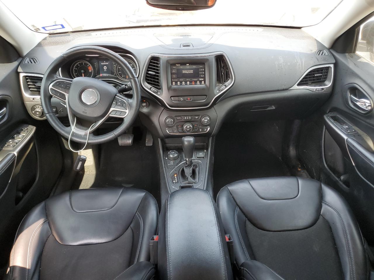 2019 Jeep Cherokee Latitude Plus VIN: 1C4PJMLB6KD394650 Lot: 81335595