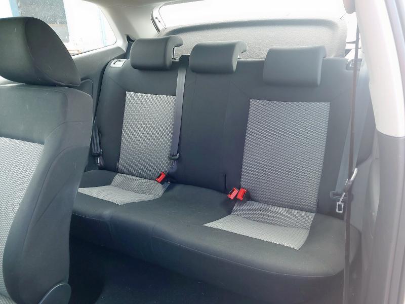 2012 VOLKSWAGEN POLO S 70 