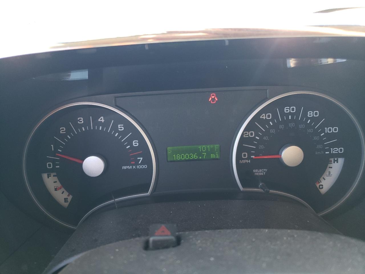 2008 Ford Explorer Xlt VIN: 1FMEU73E68UA06735 Lot: 80919875