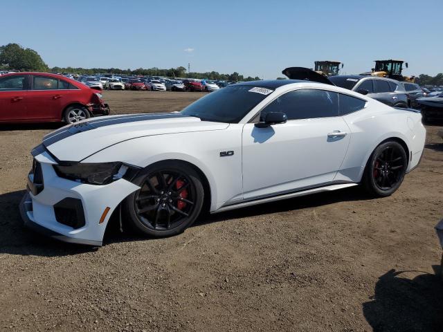  FORD MUSTANG 2024 Biały