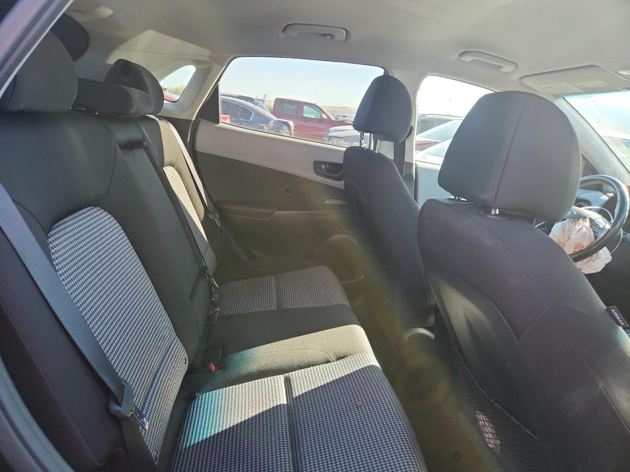 2018 Hyundai Kona Sel VIN: KM8K22AA3JU087551 Lot: 83831185