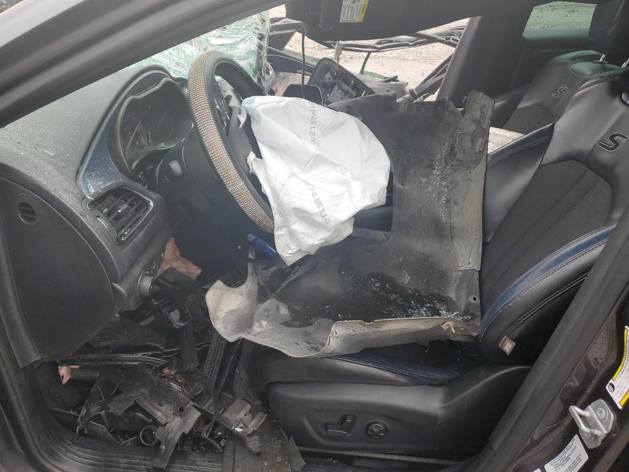 2015 Chrysler 200 S VIN: 1C3CCCDG6FN615763 Lot: 83810965