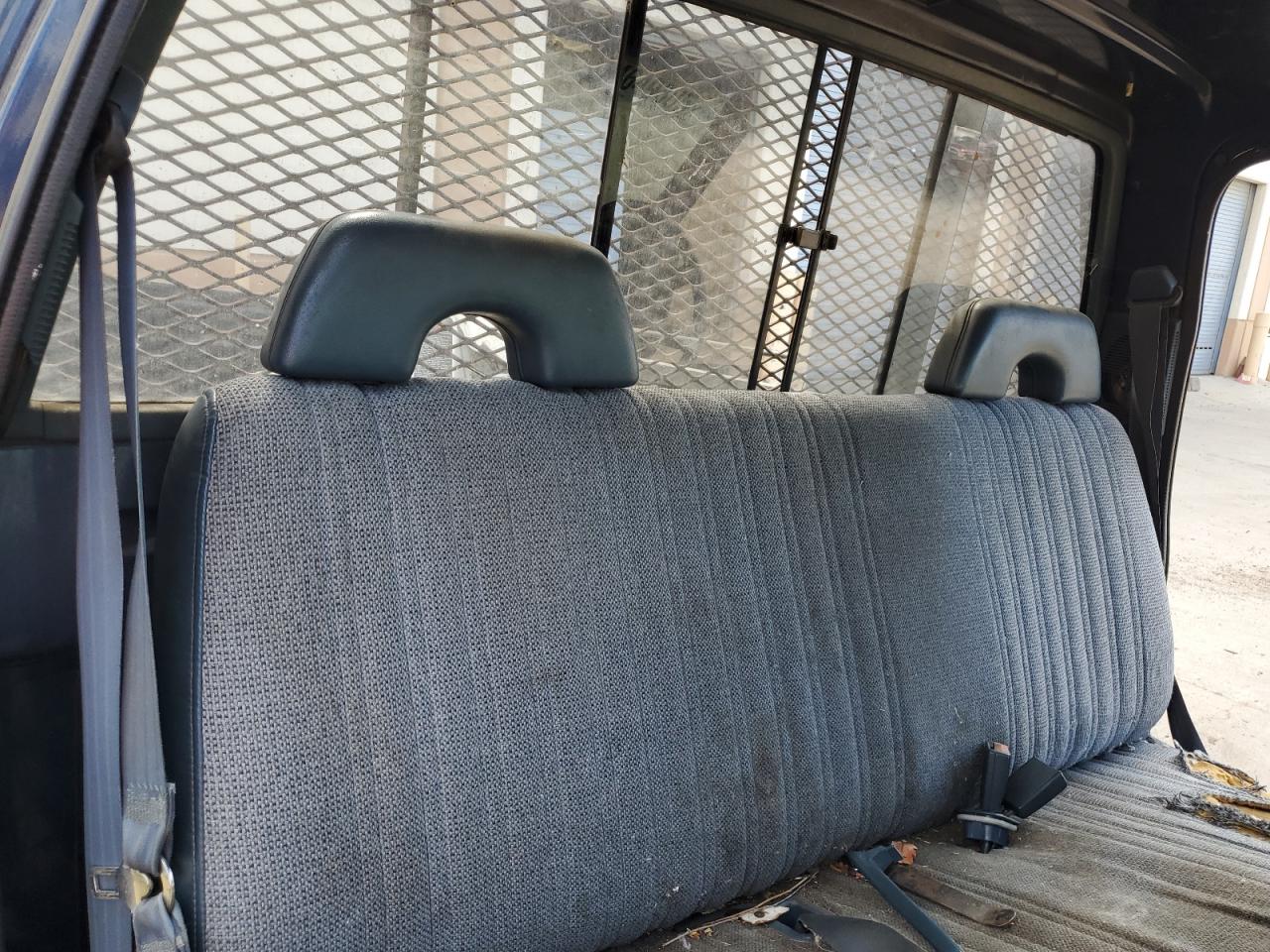 1994 Chevrolet Gmt-400 C1500 VIN: 1GCDC14Z5RZ186988 Lot: 84649305