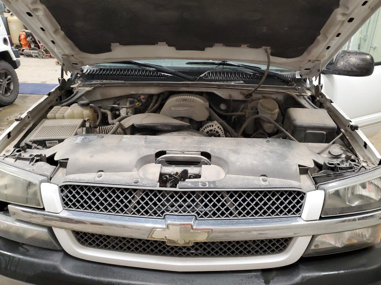 2004 Chevrolet Silverado K1500 VIN: 2GCEK19T241119021 Lot: 83985105