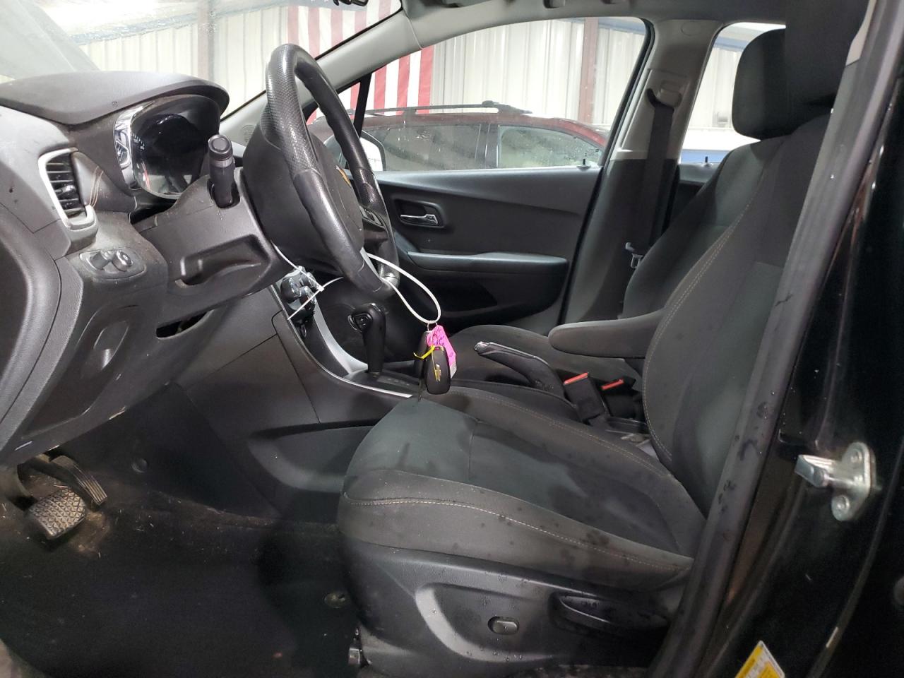 2019 Chevrolet Trax Ls VIN: 3GNCJNSB3KL220736 Lot: 80741315