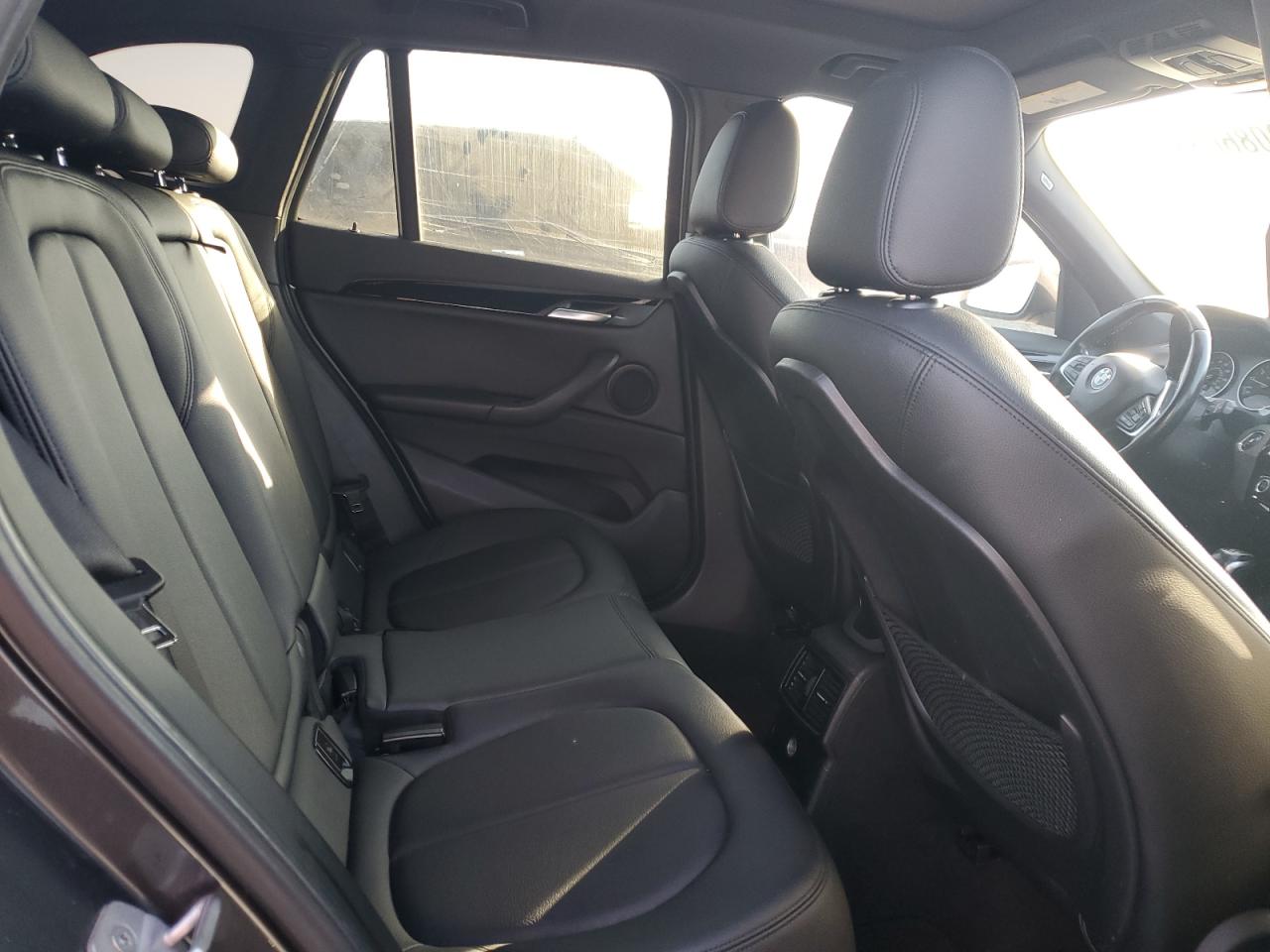 2017 BMW X1 Sdrive28I VIN: WBXHU7C31HP924684 Lot: 80860365