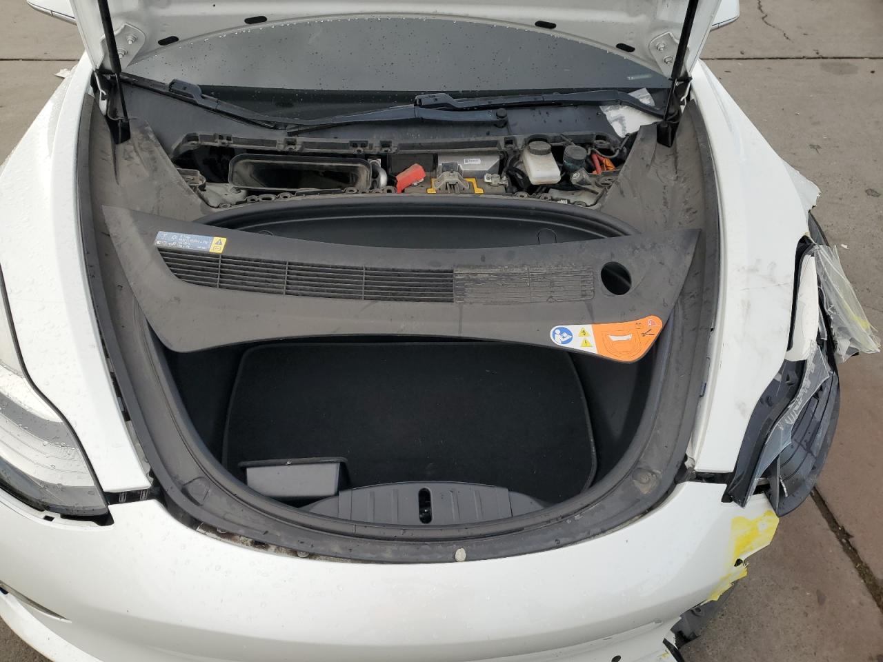 2018 Tesla Model 3 VIN: 5YJ3E1EA3JF025144 Lot: 84048935